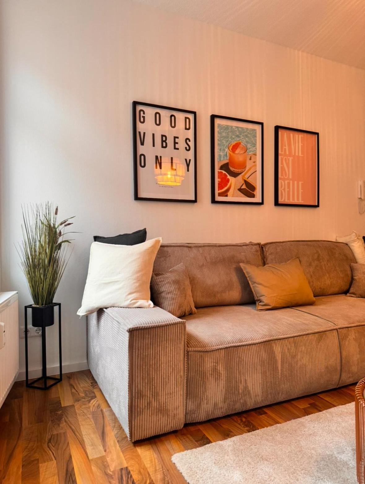 New Apartment In Magdeburg Buckau - Waschmaschine, Smart-Tv, Neues Badezimmer Exterior photo